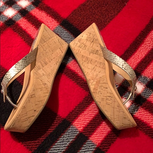 Coach Jorgina embossed wedge cork thong sandals 7 - Picture 2 of 7